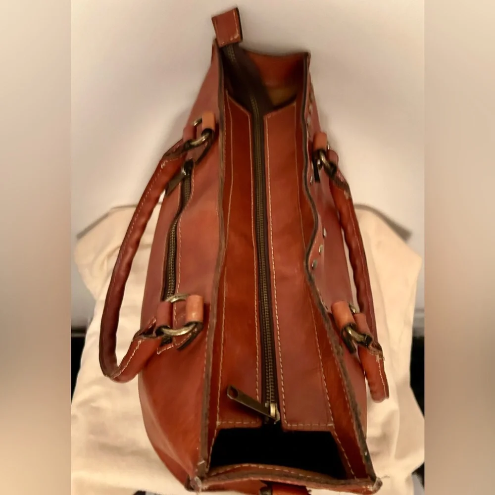 Patricia Nash Zancona
Tote Leather Hand Bag 100% Full-Grain Leather.  Vintage - Picture 6 of 8